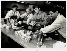 1986 Press Photo Mayor Richard Neal & Guests at Easter Seals Ice Cream Event