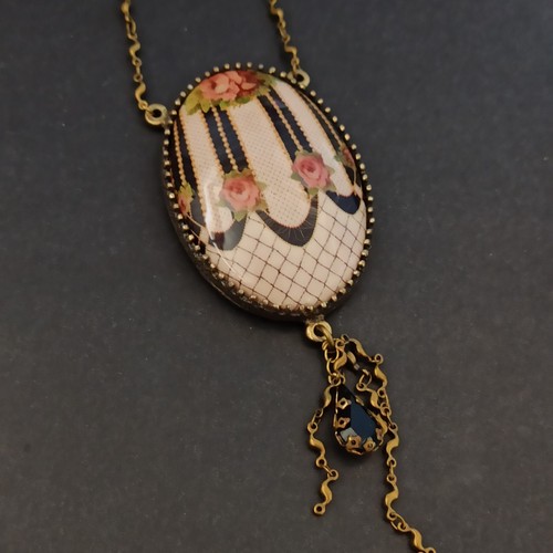 Michal Negrin Necklace Large Romantic Roses Cabochon Victorian Long Teasel Gift - Picture 4 of 19