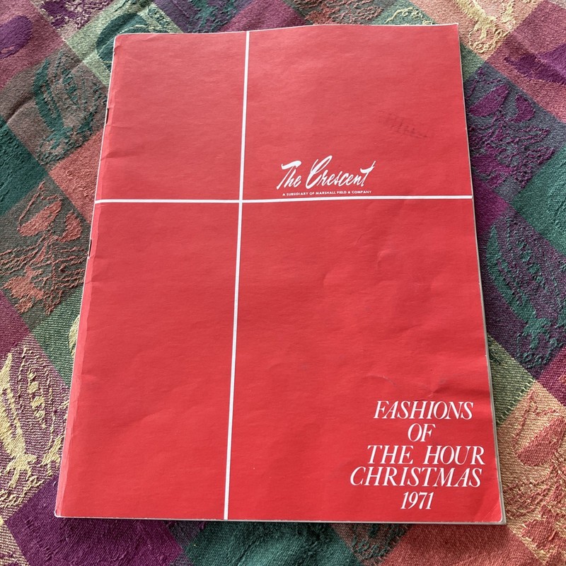 The Cresent 1971 Christmas Catalog A Subsidiary Of Marshall Field & Co