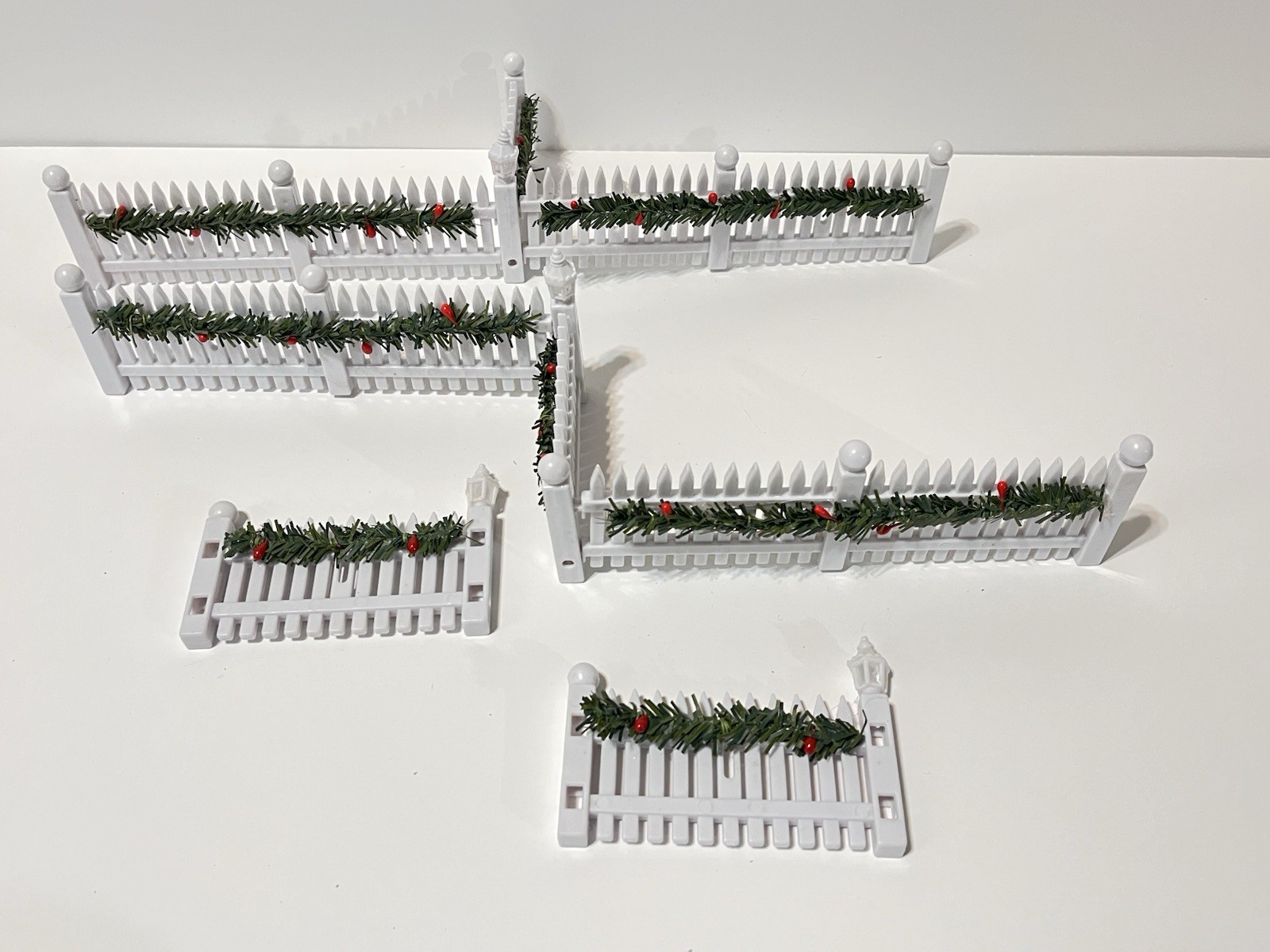 Village Picket Fence Holiday Times White Christmas Town