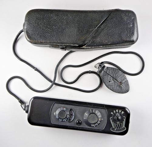 Vintage MINOX B Subminiature Camera BLACK Leather Case & Chain MADE IN GERMANY