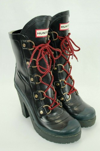 HUNTER "GABBY" WOMEN'S BLACK RUBBER HEELED BOOTS SIZE 7 EUC!