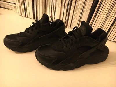 nike roshe run suola nera