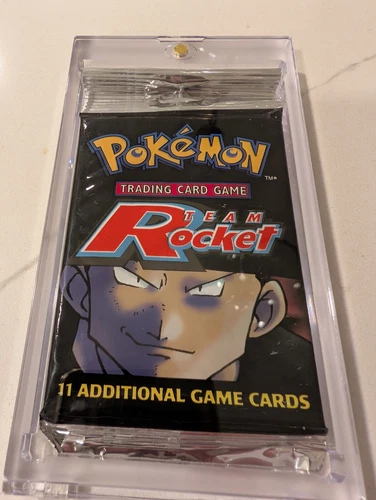 Team Rocket Booster Pack with Giovanni Art Mint Cond. Factory Sealed Long Crimp