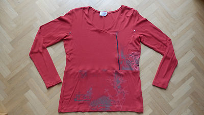 Shirt von ''Estefania'', rot, Gr.38, mit Motiv
