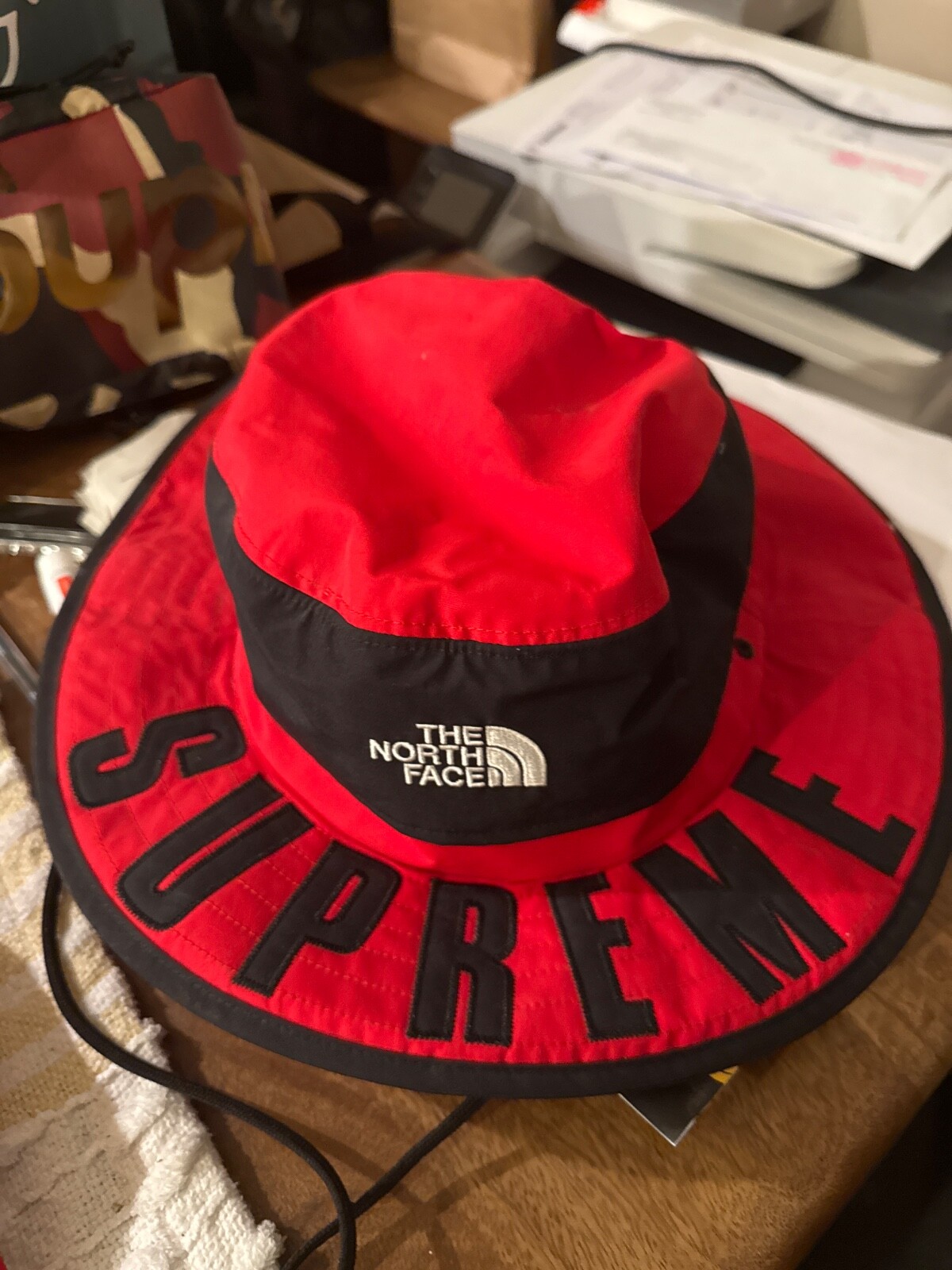 Supreme x TNF SS19 Arc Logo Horizon Breeze Hat Red GORE-TEX S/M