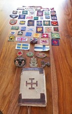 Lot écussons badges Scout et carnet scout de France