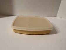 Vintage Tupperware 813-5  Slim Packette  