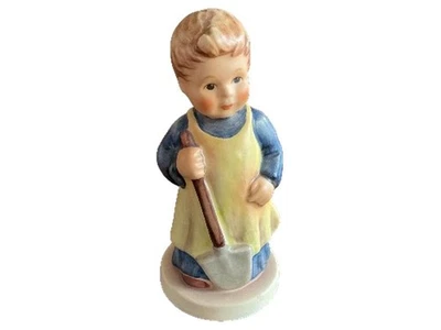 Goebel Hummel Figurine Garçon Pelle Porcelaine Multicolore 8.5cm - Photo 1/4