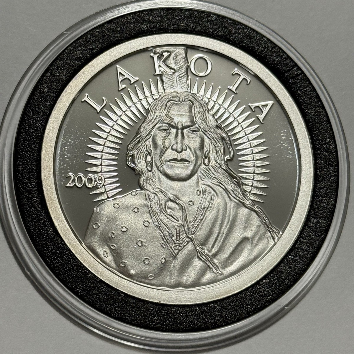 2009 Lakota Crazy Horse Indian Warrior Coin 1 Troy Oz .999 Fine