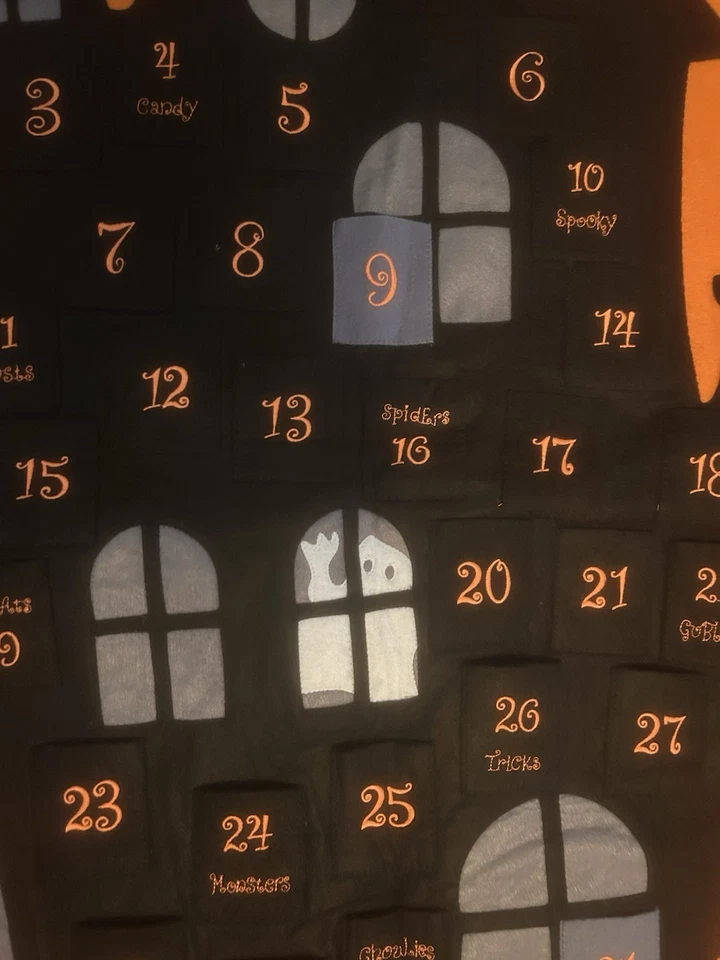 Pottery Barn Kids Happy Halloween Countdown Calendar Pockets Felt 42" x 32" BIG! - Image 2 of 4