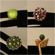 green costume jewelry rings lucite bead stars rhinestones adjustable sz 6, 7