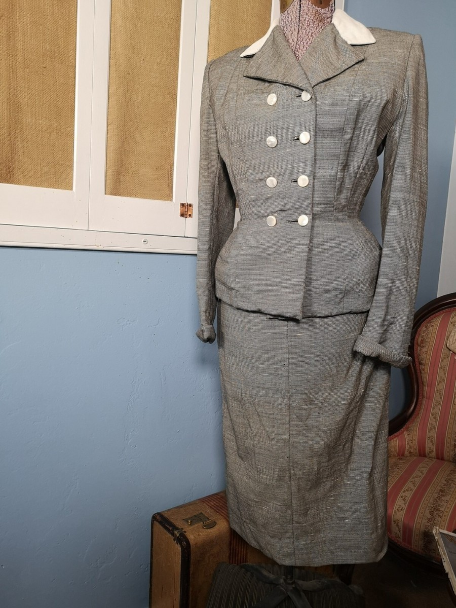 1950s Vintage Worsted Wool Skirt Suit Grey Black White Striped Double  Breasted
