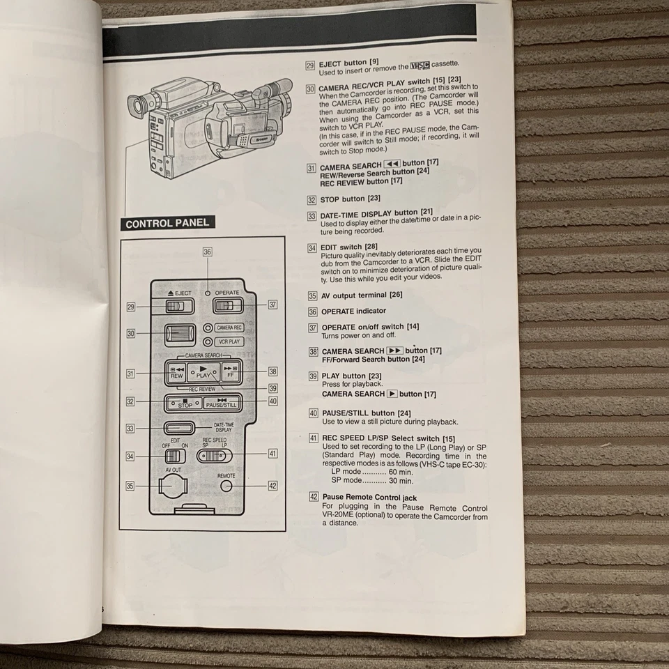 Sharp Quick Zoom 12 VL-C7950H Camcorder Instruction Operation Manual - Image 2 of 4