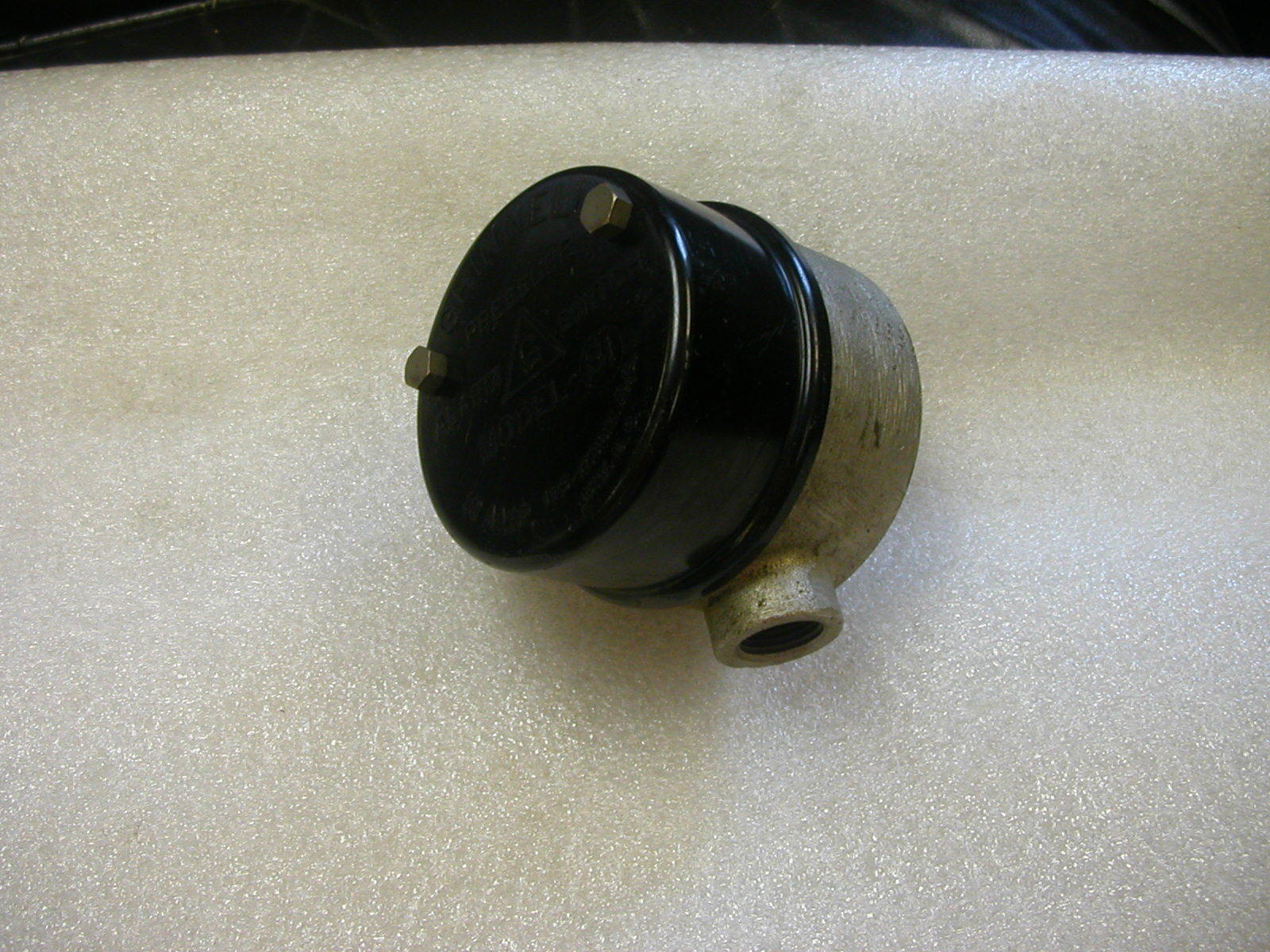 Picture 1 of 3