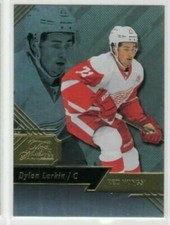 Dylan Larkin 16-17 Fleer Showcase Flair Showcase Seat 16 Detroit Red Wings