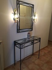 consolle con specchio in ferro forgiato e battuto a mano  con appllique