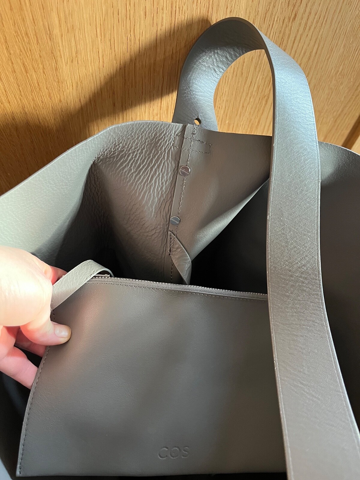 COS Oversized Leather Folded Shopper Tote Bag in Light Grey image 10