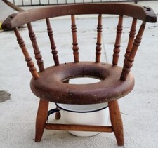 Adorable Antique Solid Wood Child's Potty Chair with Enamelware Chamber Pot NICE