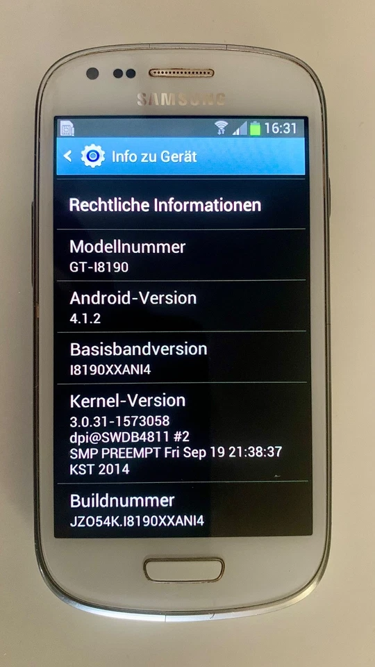 Samsung  Galaxy S III mini GT-I8190 - 8GB - White (Ohne Simlock) Kulthandy TOP, Foto 3 von 5