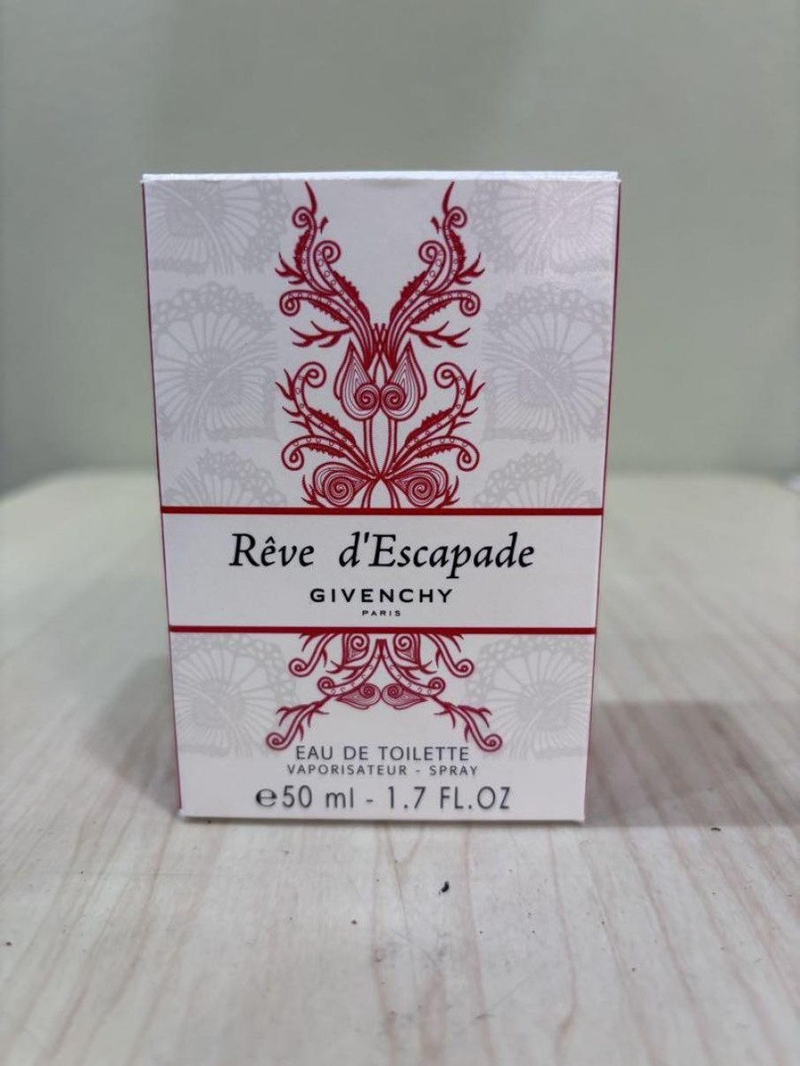 GIVENCHY Ｒｅｖｅ ｄ' ＥＳｃａｐａｄｅ 新品，未開封品　レア付 GIVENCHY Reve d'Escapade Reve Descapade 50ml 1.7 oz Eau de
