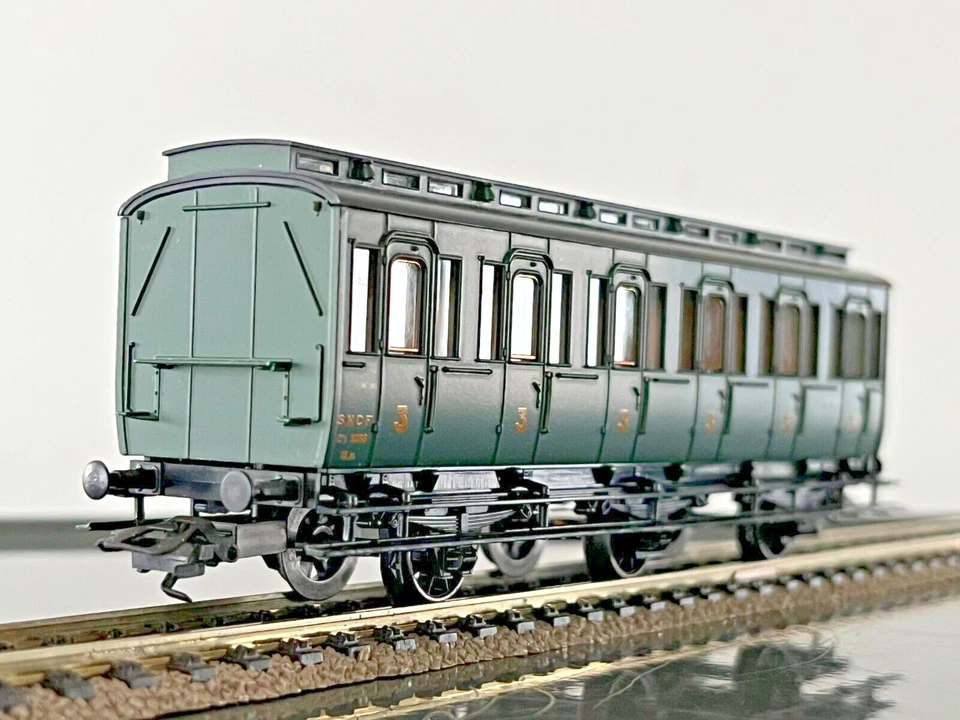 Märklin 4305 - SNCF - auto 3a cl + bagagli - H0 - EP IV - NUOVO! (WR-5109) - Immagine 3 di 4
