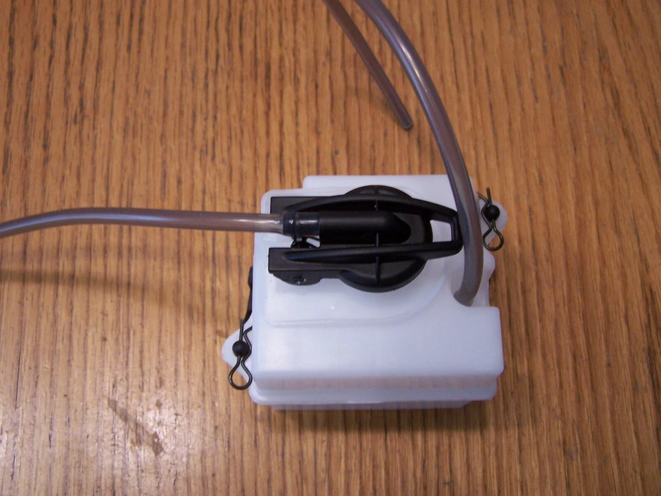 109083 HPI Savage X 4.6 Fuel Tank Fuel Lines Lid & Mounts 160cc Tubing 87149 - Image 4 of 4