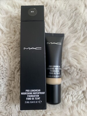 Mac Pro Longwear Nourishing Waterproof Foundation (NC13) (25ml)