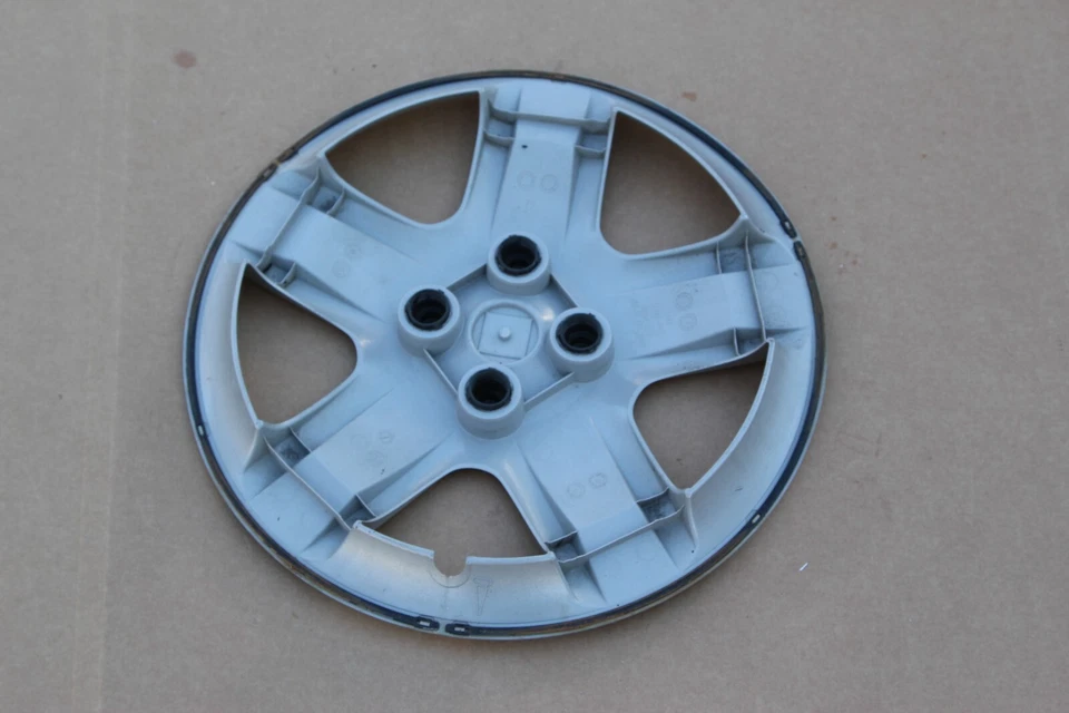 2006-2007 SATURN ION 15” wheel cover hub cap 6024 P/N 9595922 - Image 2 of 2