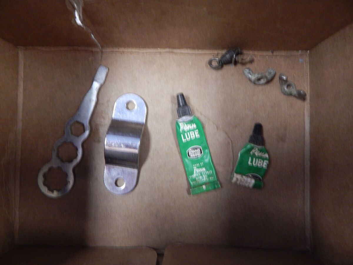 Penn Reels 6/0 Senator Box with Instructions Manual and Penn Reels 6/0 Senator Box with Instructions Manual and