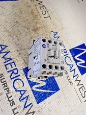 Allen Bradley 700-CF220 Control Relay Ser A 110-/120V Coil W/100-FSV136