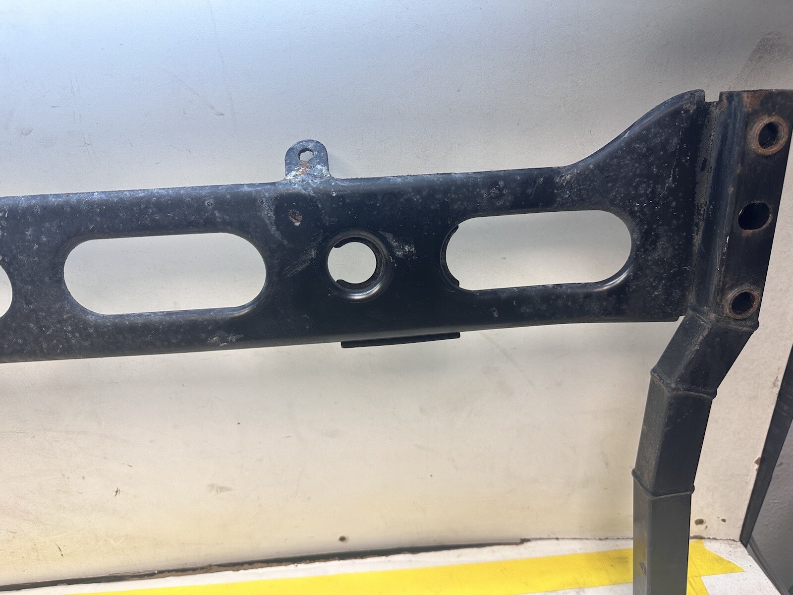 06-10 Bentley Continental Flying Spur Radiator Support Crossmember 3W0199521D