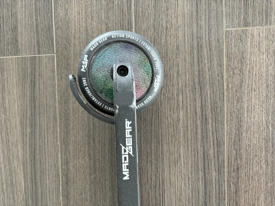 Scooter MGP Origin Nitro, Empuñadura Impresa Cubierta Completa Pro MGP con Recortes, Negro Foto 4 de 4