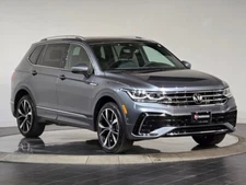 Touch Up Paint for Volkswagen Tiguan with paint code LD7X,  Platinum Gray.