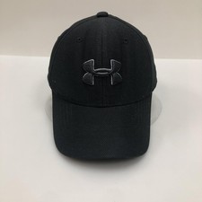 Under Armour Hat Cap Fitted Boys Small Black Mesh Logo Youth Sports Baseball
