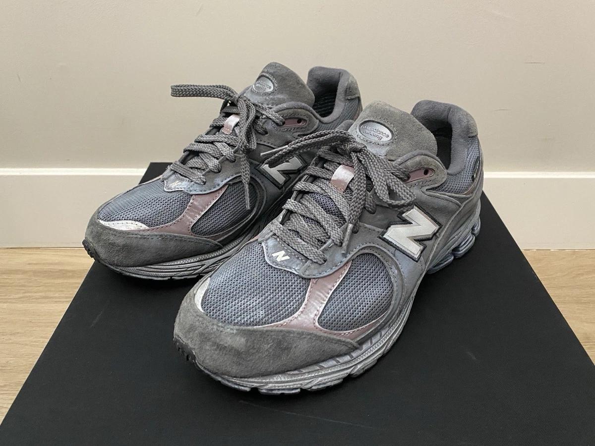 New Balance 2002R GORE-TEX Magnet Mood Indigo for sale | eBay