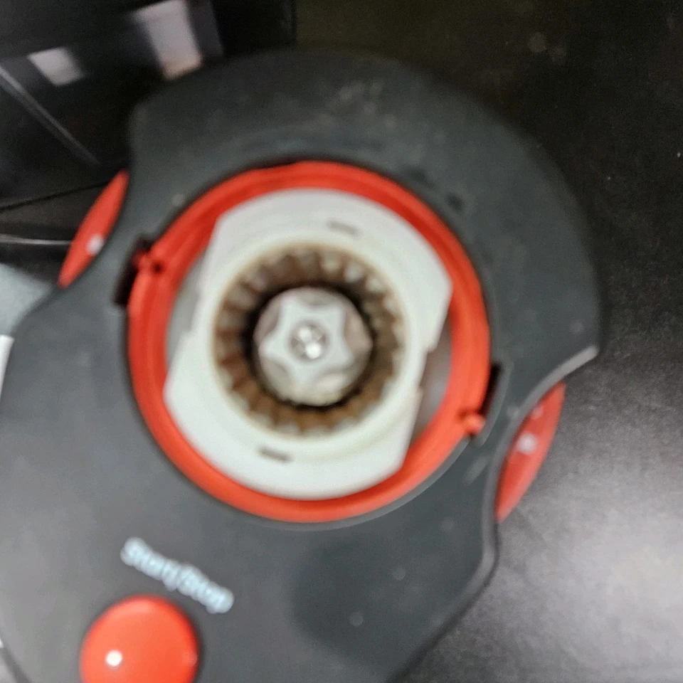 Molinillo de café con rebabas cónicas Bodum Bistro - Usado, caja original - 12 ajustes Foto 4 de 4