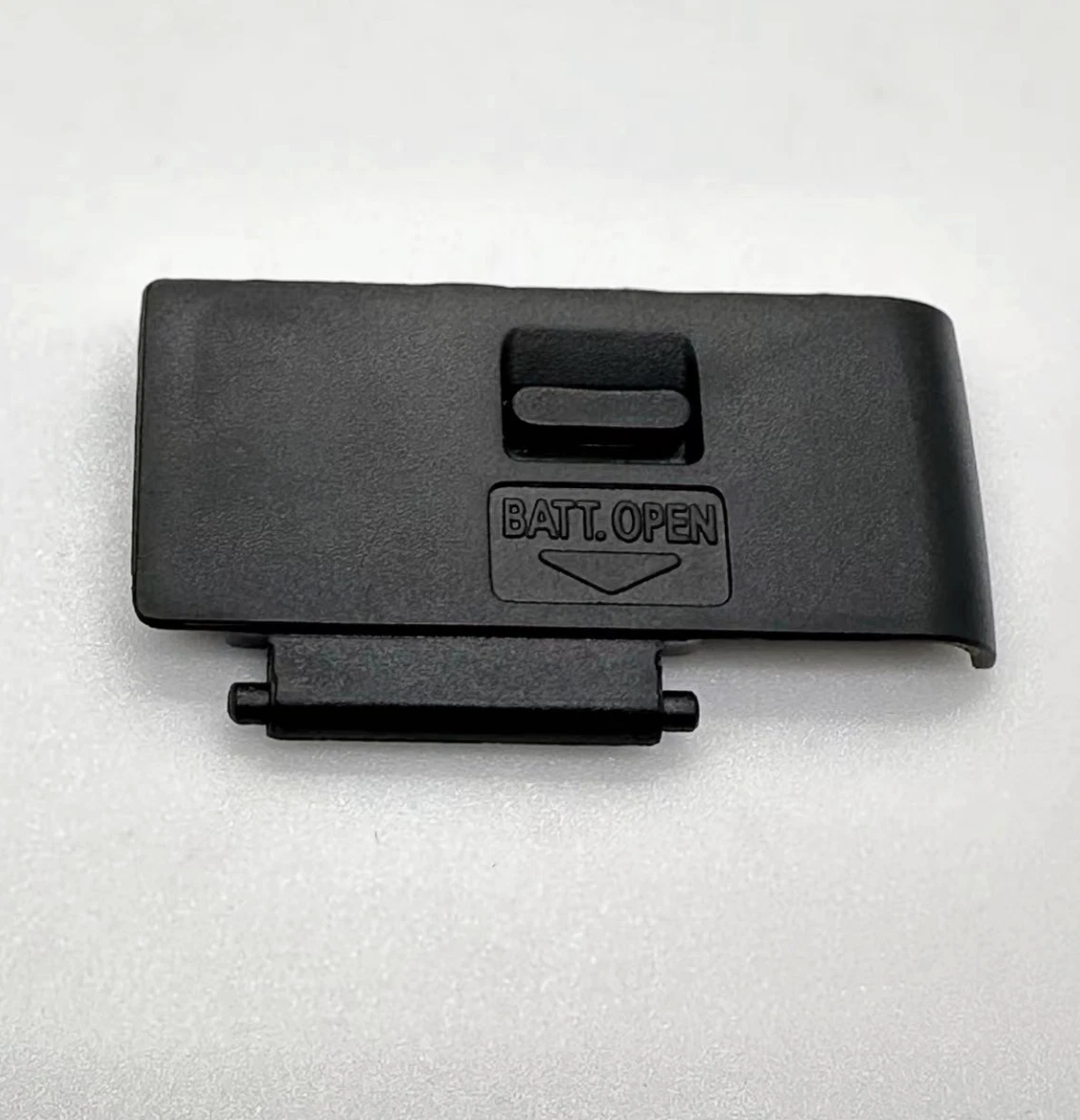 vhbw Battery Door Cover Compatible with Canon EOS 80D Camera, Battery Grip - Compartment Lid Cap