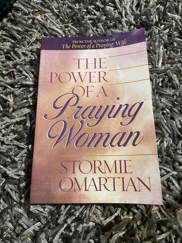 The Power of a Praying Woman by Stormie Omartian Paperback Nonfiction Prayer