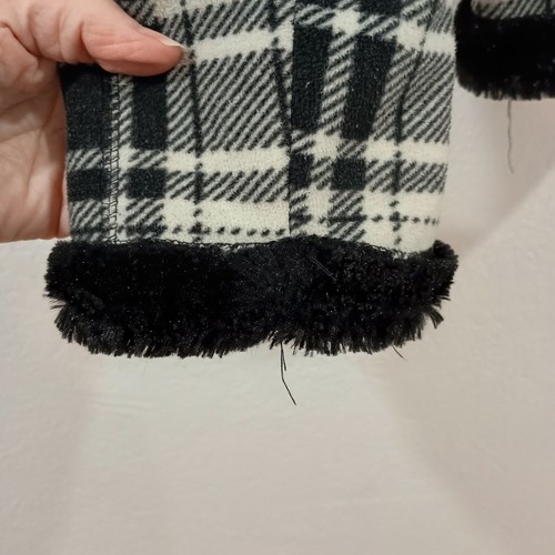 Green Tea Black and White Plaid Fleece Lined Jacket, Size M - Picture 5 of 7