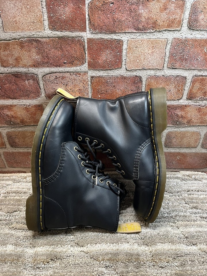 dr martens 14045
