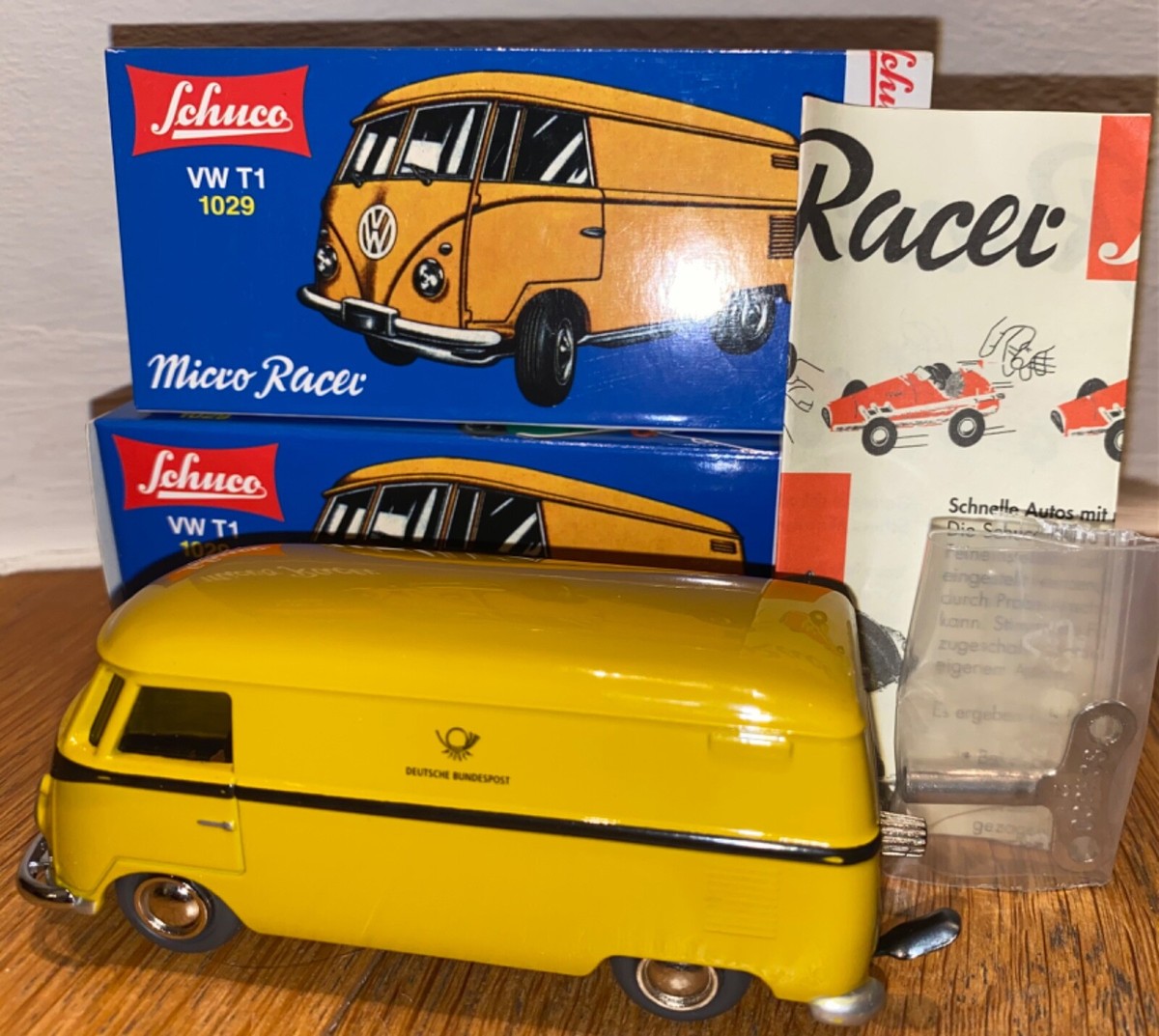 【限定セール】Schuco Micco Racer No1029VW Bulli SCHUCO wind-up Micro Racer 1029 Volkswagen VW T1 POST