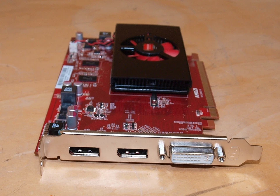 ATI Radeon HD6570 1GB DDR3 16x PCI-e Dual Display Port DVI Graphics Video Card - Image 2 of 3