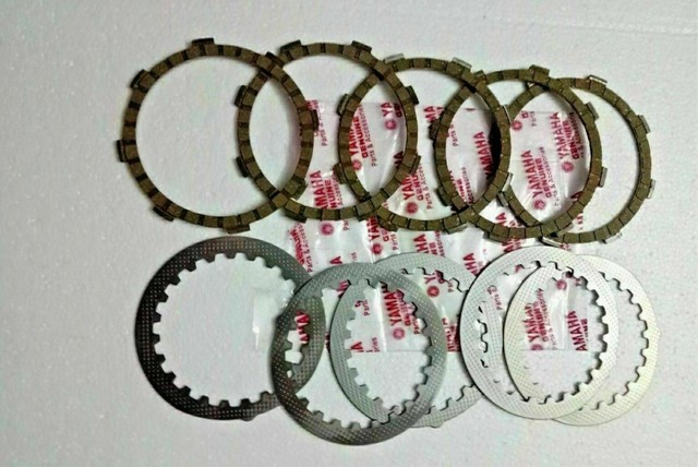 Yamaha OEM RX100 Frizione Attrito Piastra & Disco Kit RX115 DT100 RX135 RT100 HE9714 Yamaha OEM RX100 Frizione Attrito Piastra & Disco Kit RX115 DT100 RX135 RT100 HE9714