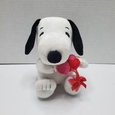 HALLMARK Snoopy Plush Valentines Hearts Pink Red Love Stuffed Animal 6.5 inch