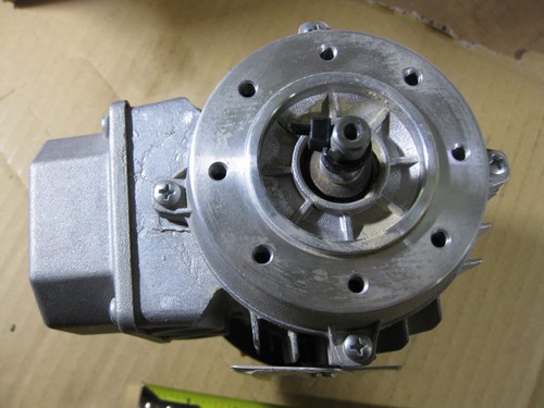 CEG MT56B2-STD Motor 0.22kW 220/380V 3PH 3340RPM - Picture 5 of 11