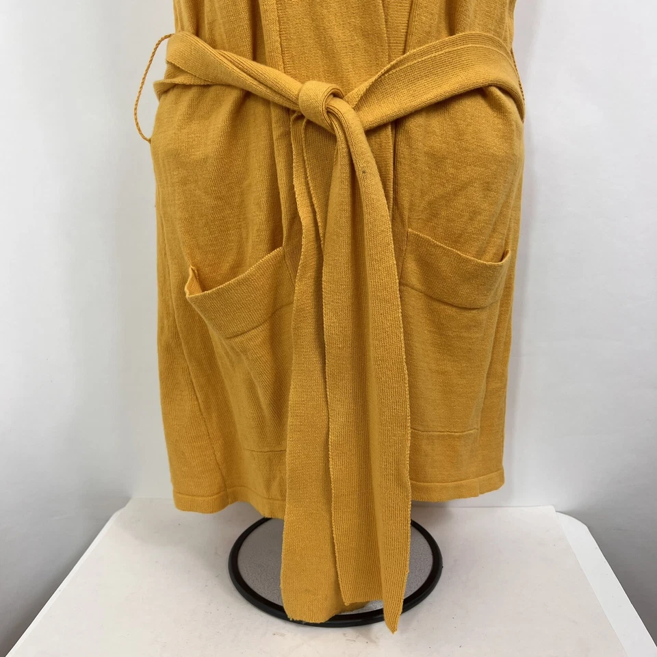 Cárdigan suéter de tul para mujer pequeño dorado sin mangas frente abierto cinturón ganchillo Foto 3 de 4