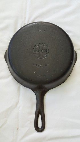 Antica padella in ghisa Griswold n. 6 piccolo logo manico liscio antico 699 - Foto 1 di 7
