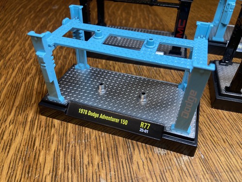 Lot Of 4 1/64 Scale M2 Machines Auto Lifts For Diecast Diorama Or Display! - Foto 2 di 10