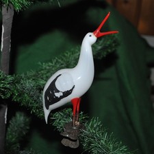 seltener alter Christbaumschmuck aus Glas, großer Milchglasstorch, zweibeinig